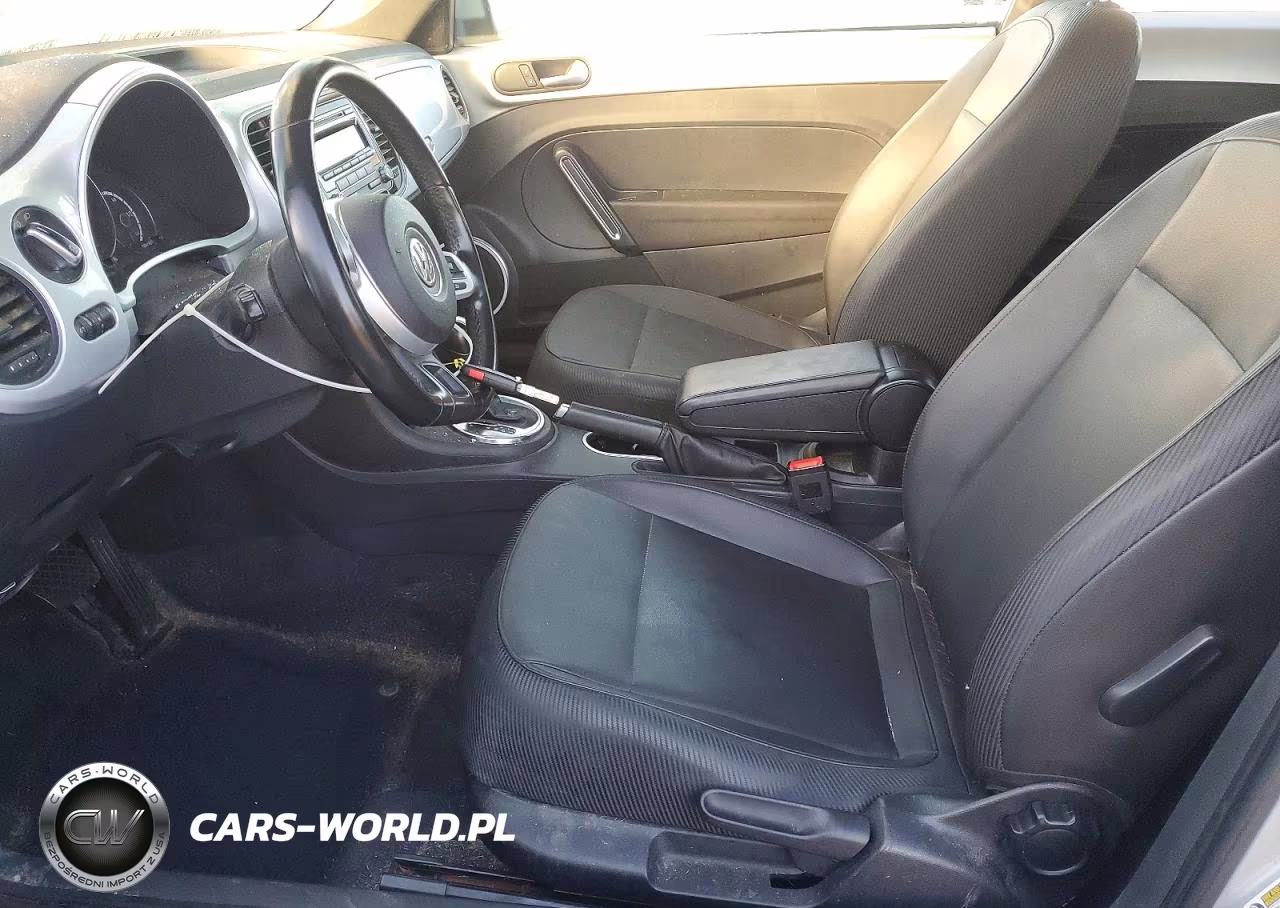 2014 Volkswagen Beetle VIN:3VWJ17AT1EM637760 - 7