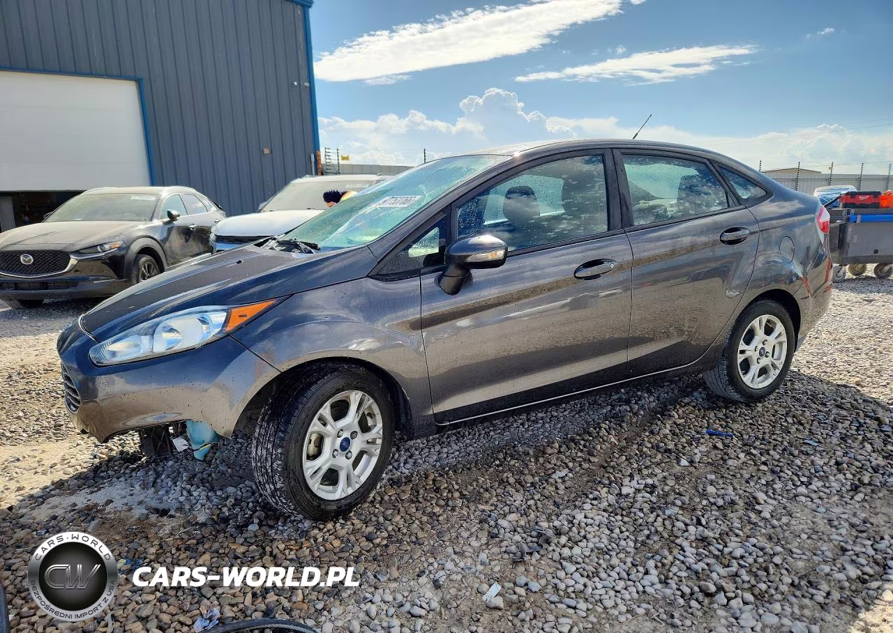 2015 Ford Fiesta Se VIN:3FADP4BJ4FM213653 - 1