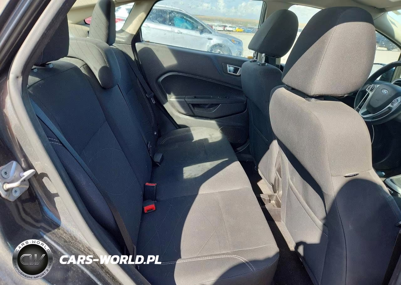 2015 Ford Fiesta Se VIN:3FADP4BJ4FM213653 - 10