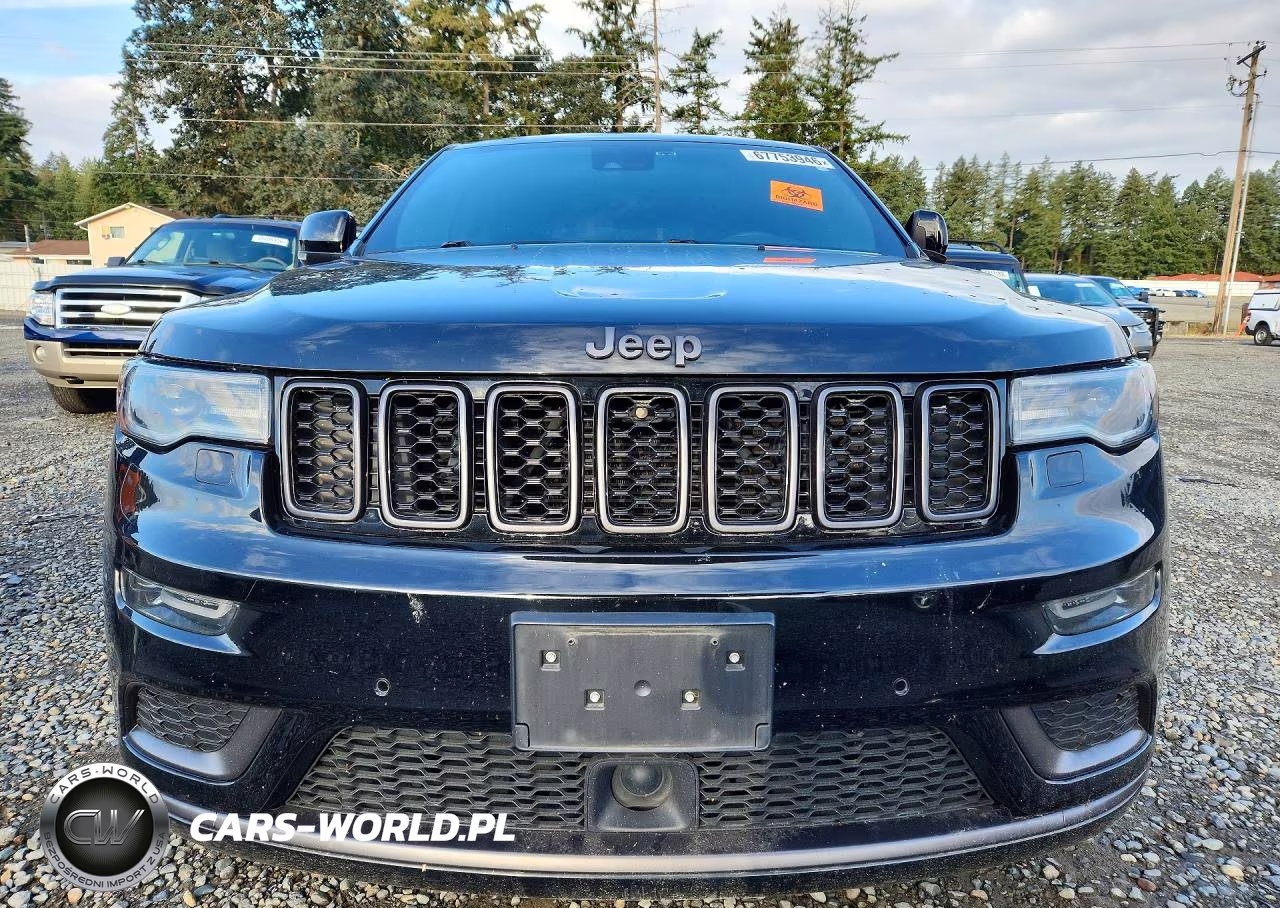 2018 Jeep Grand Cherokee Overland VIN:1C4RJFCG3JC357902 - 5