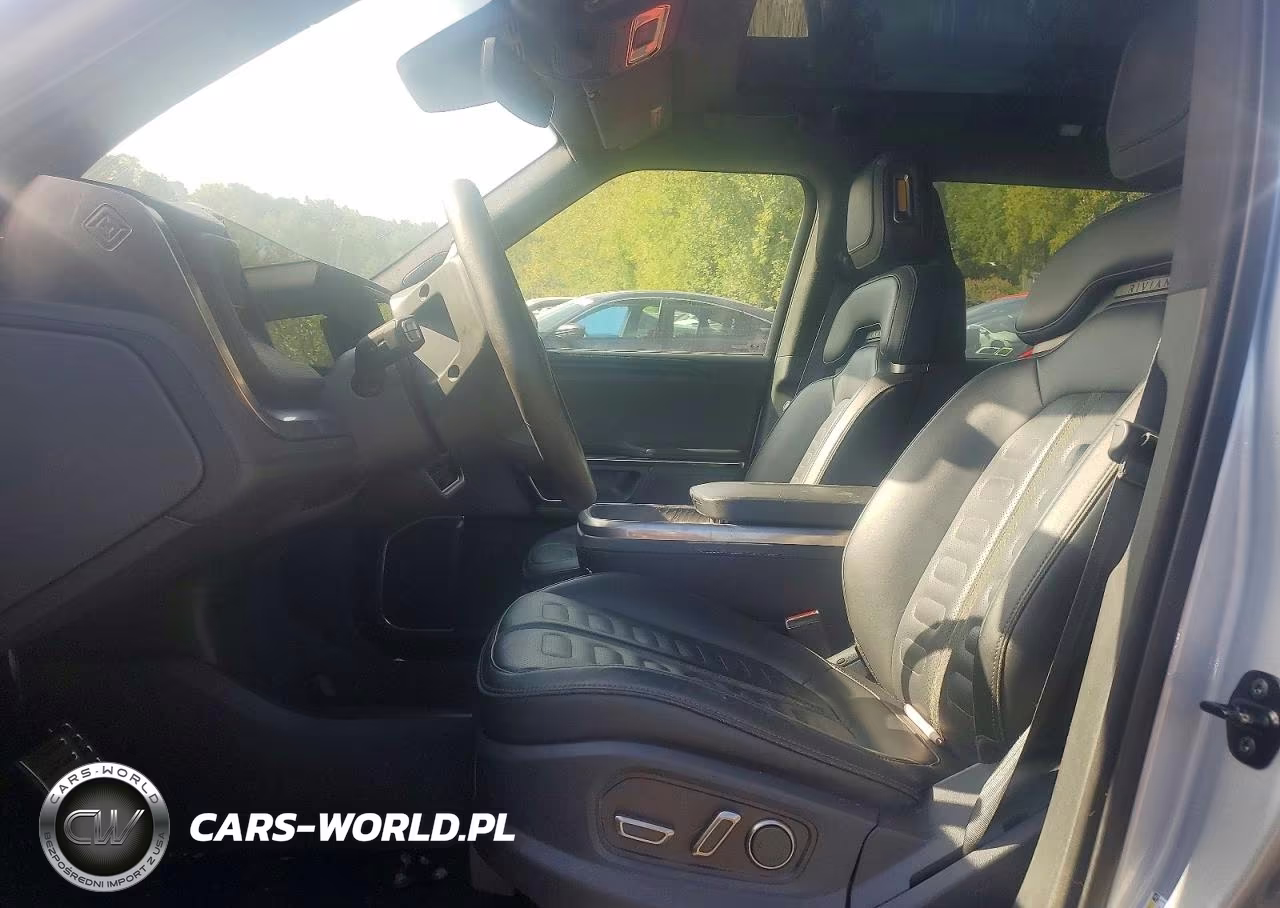 2023 Rivian R1S Adventure VIN:7PDSGABA5PN016149 - 7