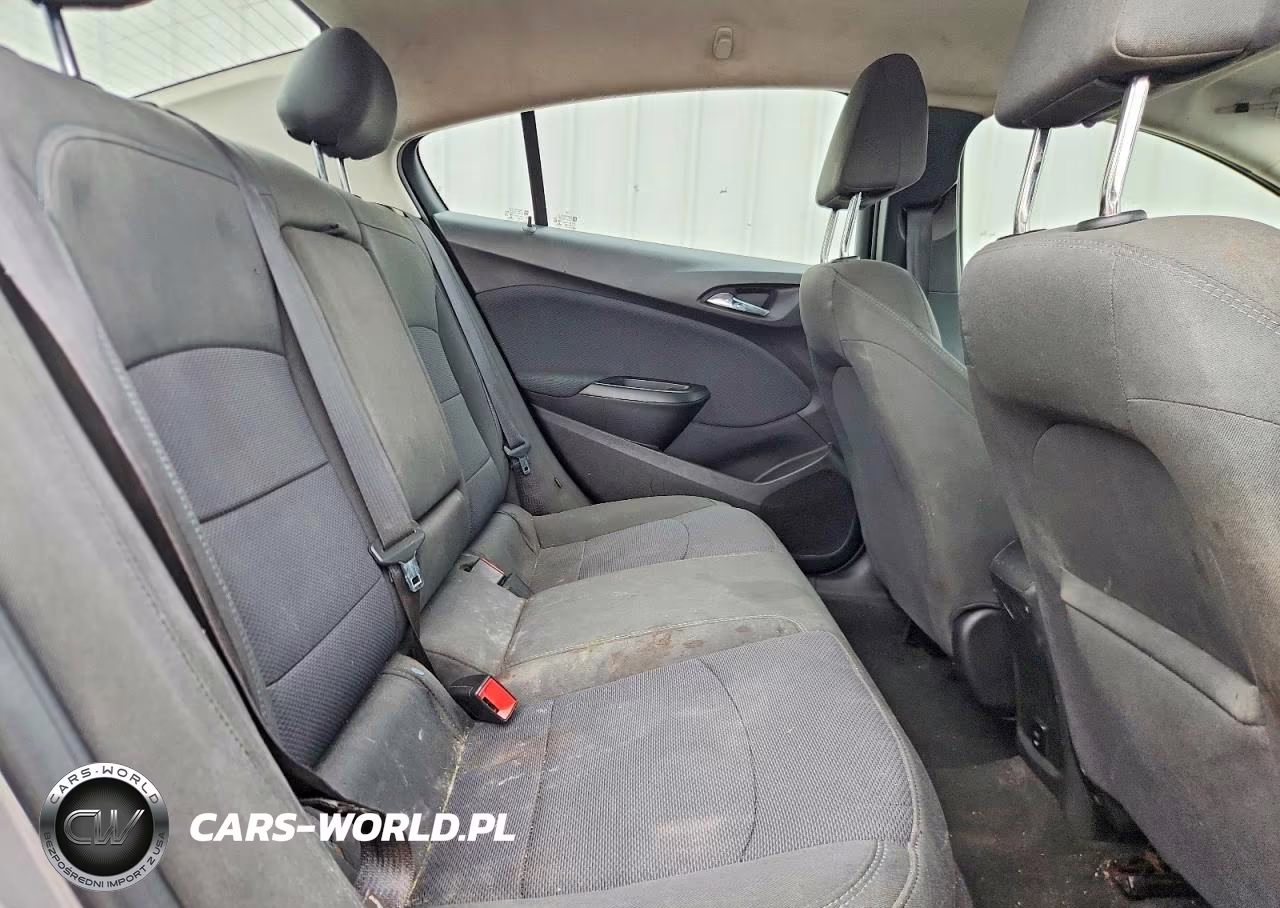 2018 Chevrolet Cruze Lt VIN:1G1BE5SM0J7156578 - 10