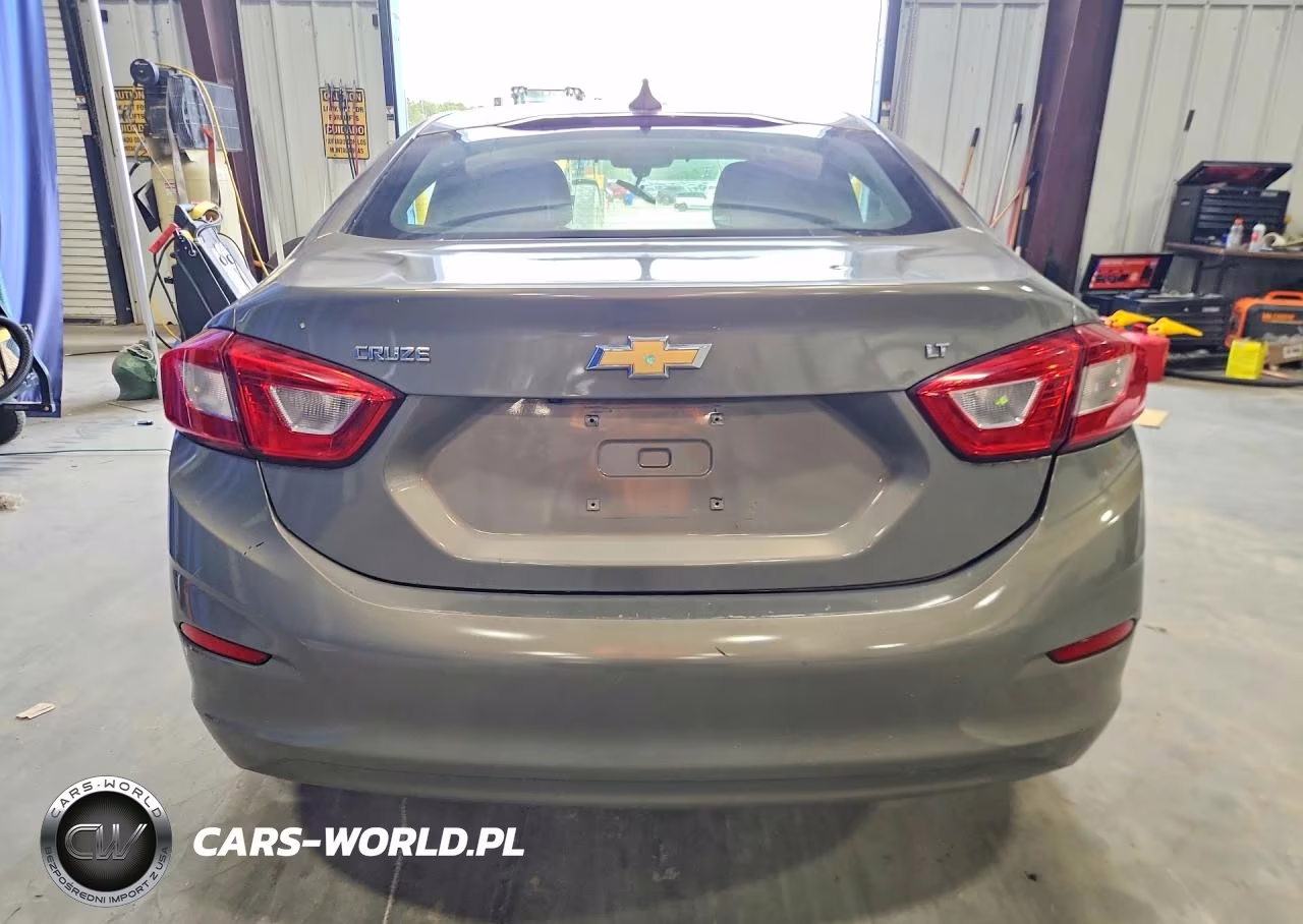 2018 Chevrolet Cruze Lt VIN:1G1BE5SM0J7156578 - 6