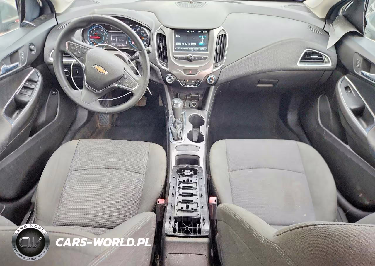 2018 Chevrolet Cruze Lt VIN:1G1BE5SM0J7156578 - 8