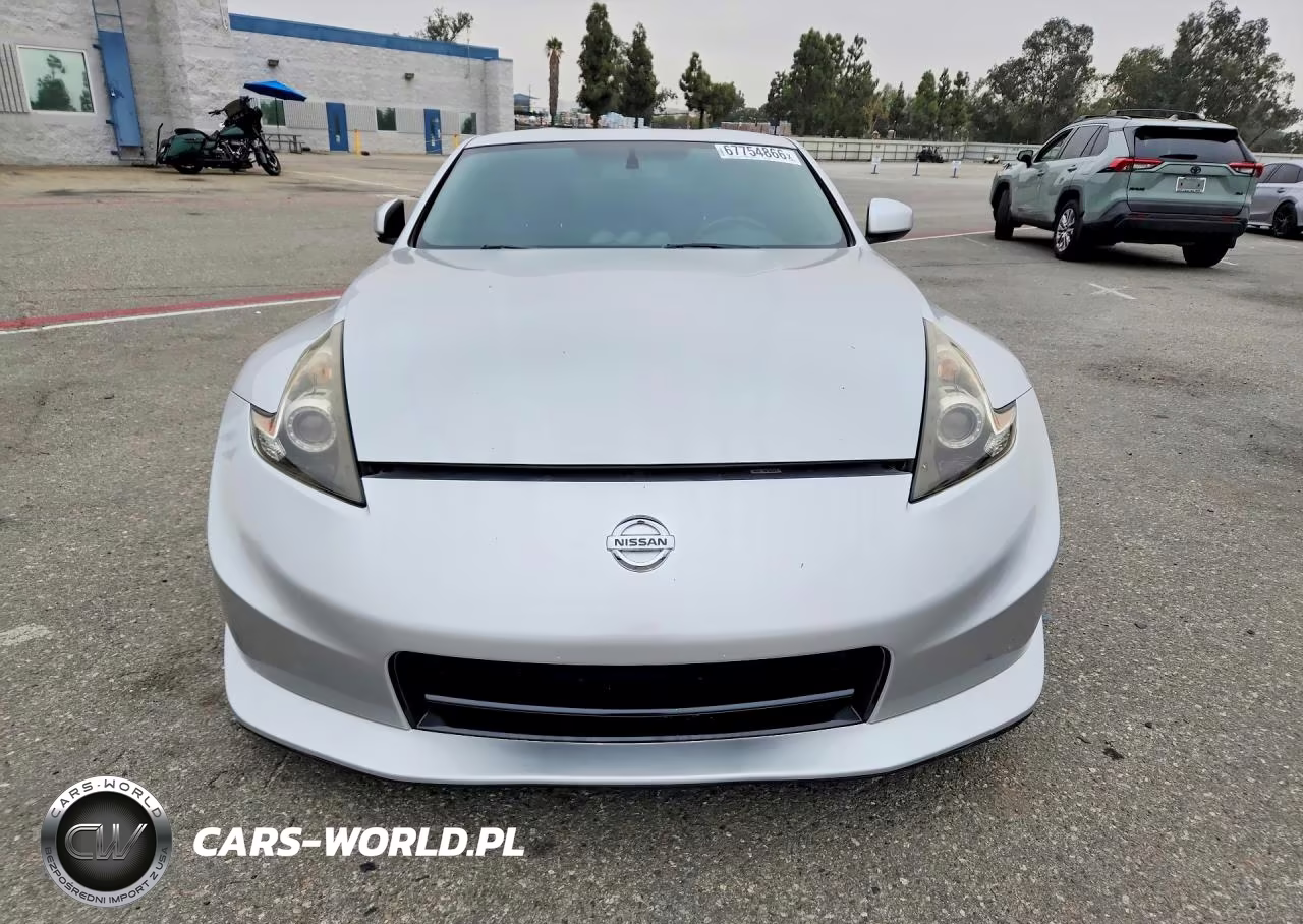 2010 Nissan 370Z Base VIN:JN1AZ4EH2AM504790 - 5
