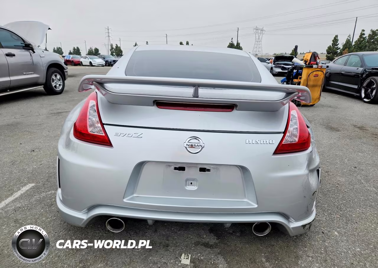 2010 Nissan 370Z Base VIN:JN1AZ4EH2AM504790 - 6