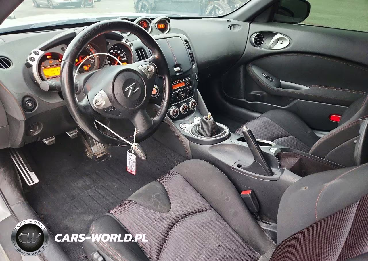 2010 Nissan 370Z Base VIN:JN1AZ4EH2AM504790 - 8