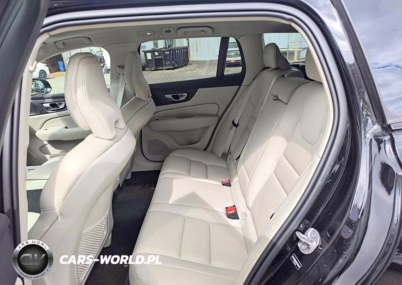 2026 Volvo V60 Cross Country Plus VIN:YV4L12WK0T2170119 - 12