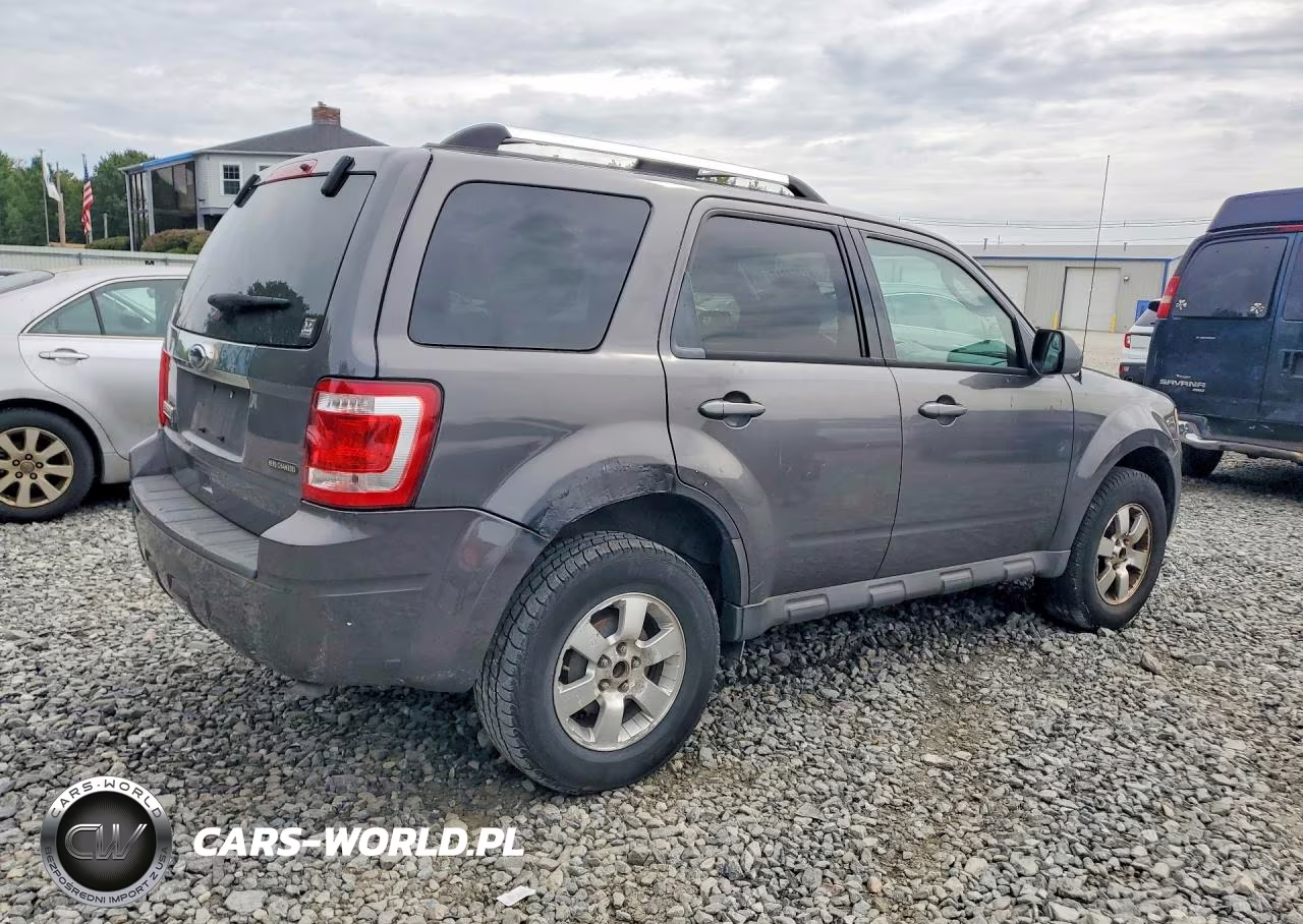 2011 Ford Escape Limited VIN:1FMCU0E74BKA18480 - 3