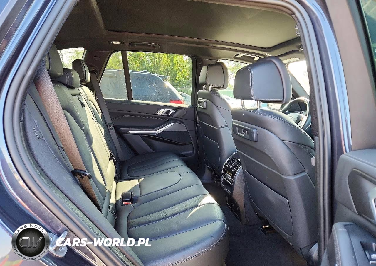 2022 BMW X5 xDrive40I VIN:5UXCR6C04N9J28471 - 11