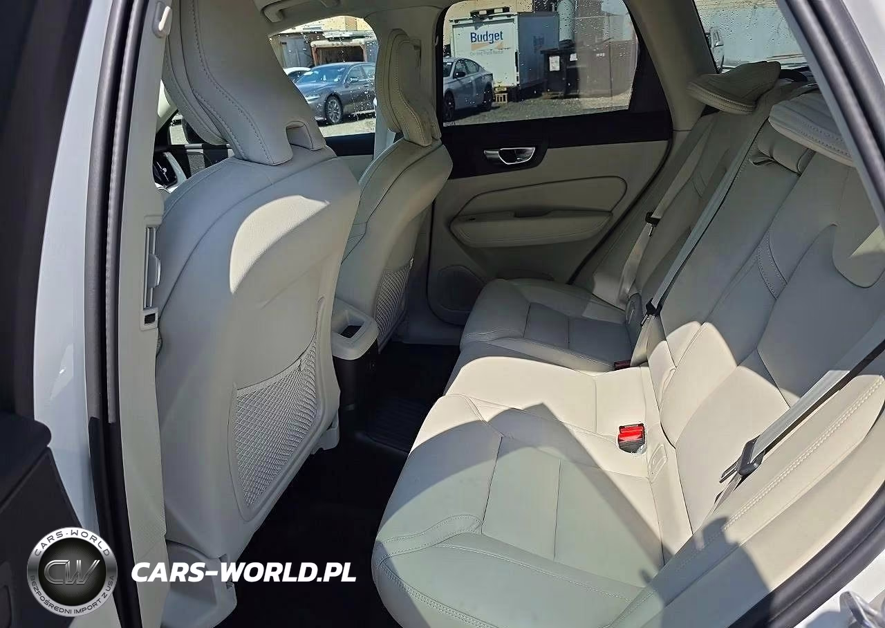 2026 Volvo Xc60 Ultra VIN:YV4H60RM1T1485946 - 11