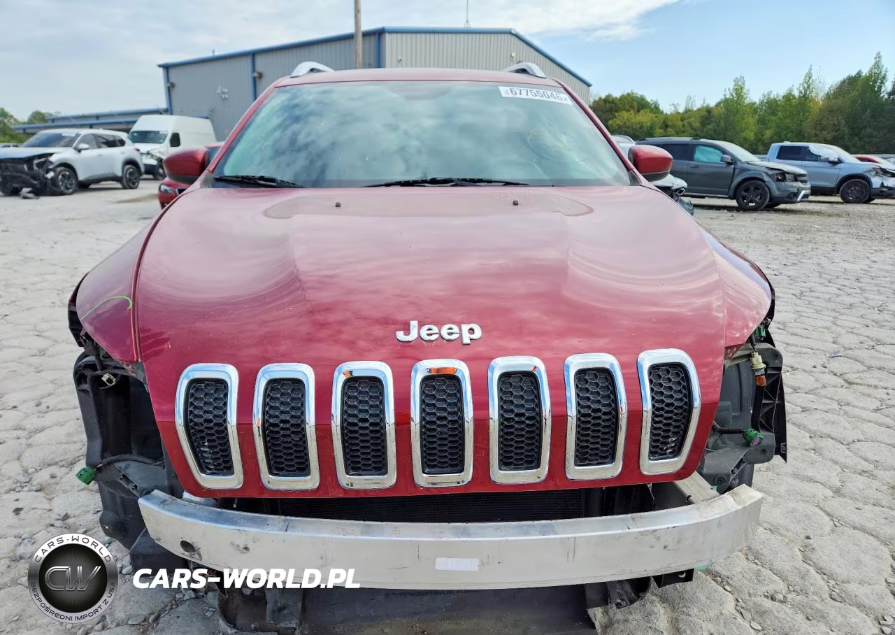 2015 Jeep Cherokee Latitude VIN:1C4PJLCS9FW542200 - 5