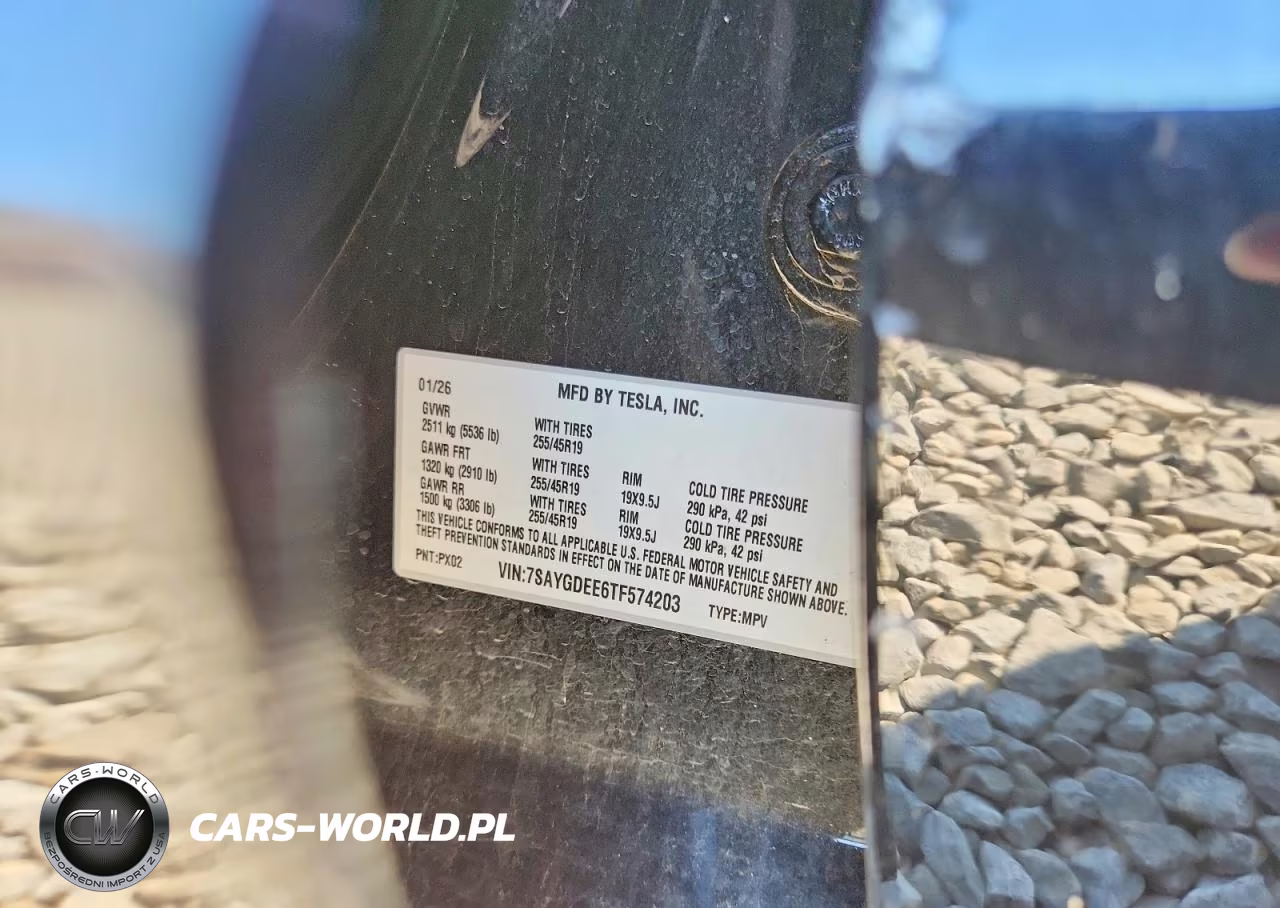 2026 Tesla Model Y VIN:7SAYGDEE6TF574203 - 13