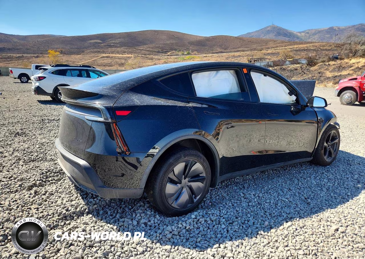 2026 Tesla Model Y VIN:7SAYGDEE6TF574203 - 3