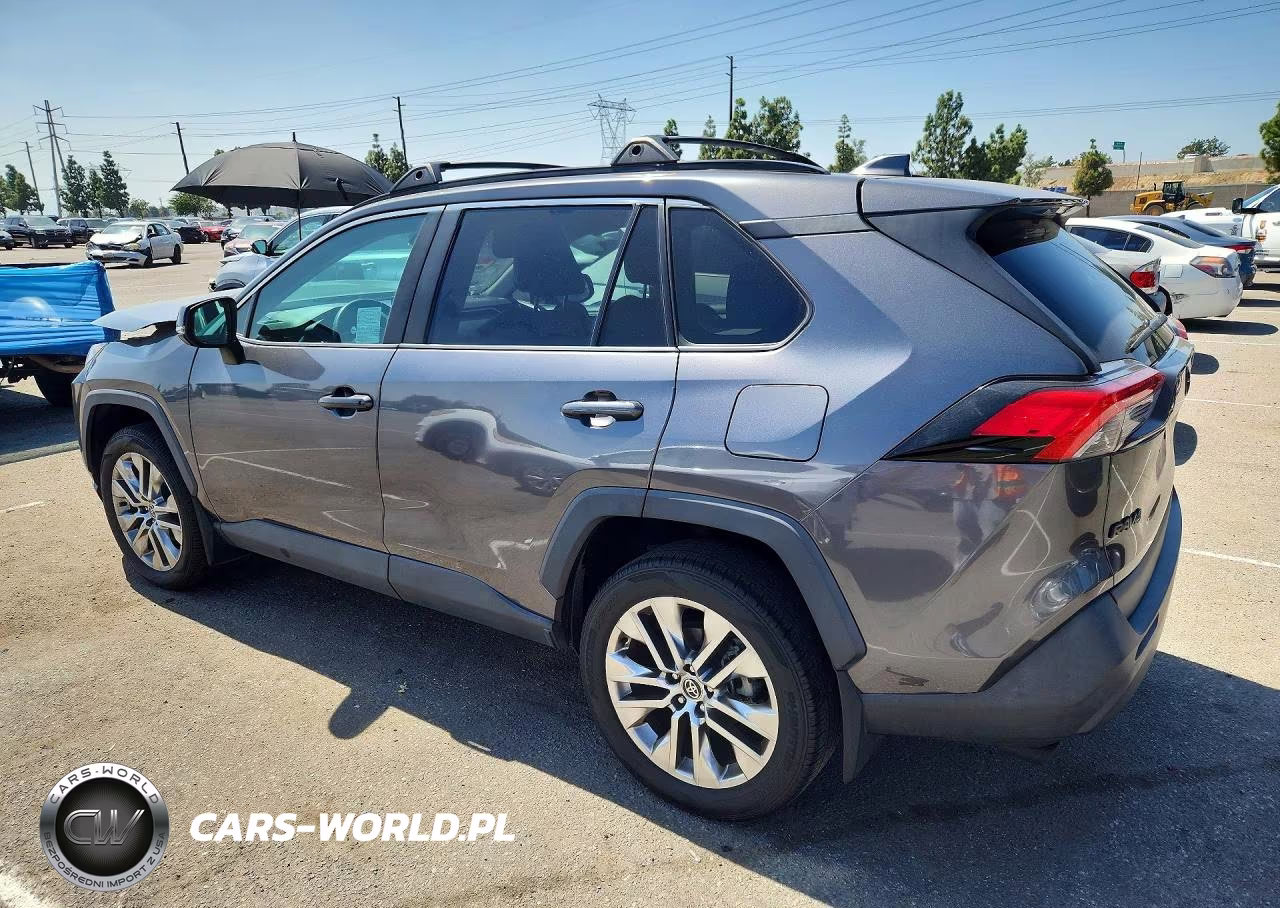 2021 Toyota Rav4 Xle Premium VIN:2T3C1RFV3MC140418 - 2