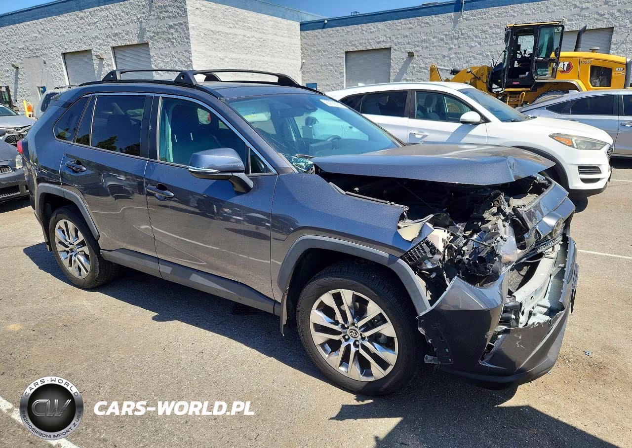 2021 Toyota Rav4 Xle Premium VIN:2T3C1RFV3MC140418 - 4