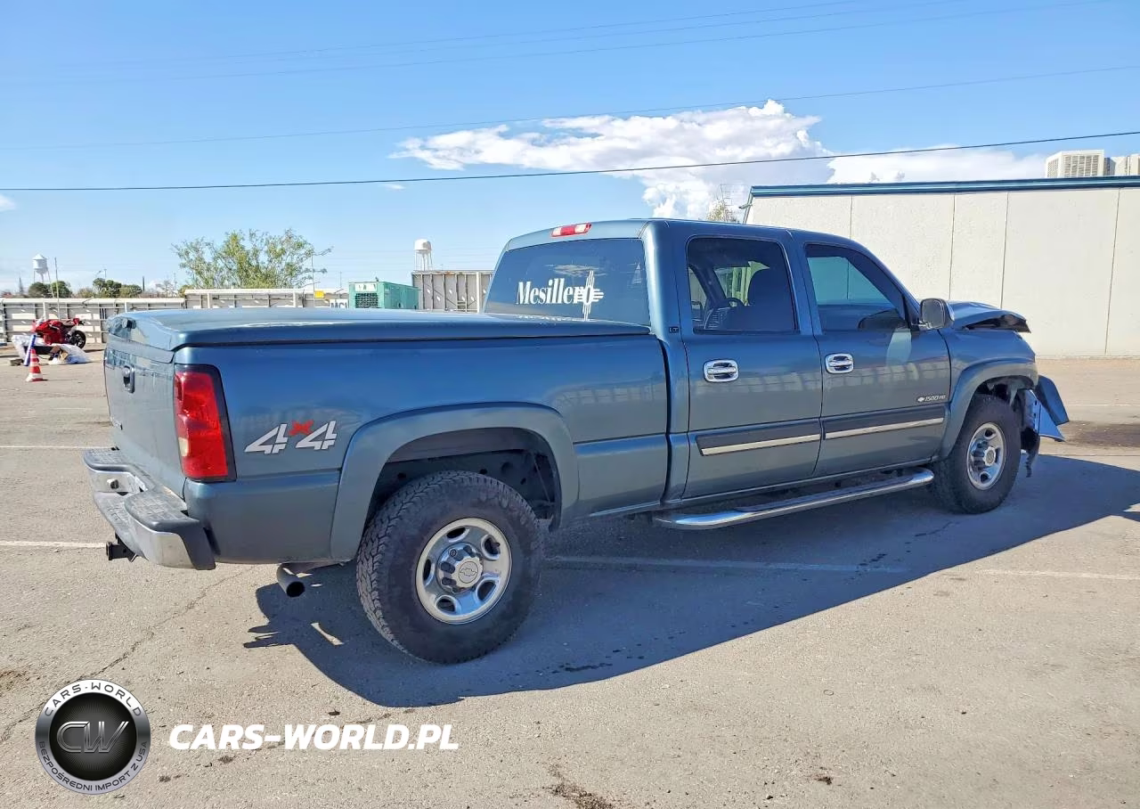 2006 Chevrolet Silverado K1500 Heavy Duty VIN:1GCGK13U36F242347 - 3