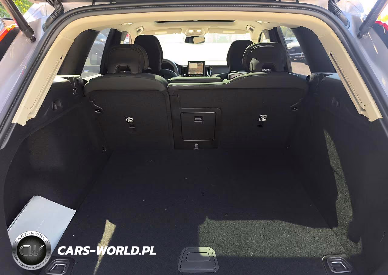 2026 Volvo Xc60 Plus VIN:YV4M12RC5T1386868 - 11