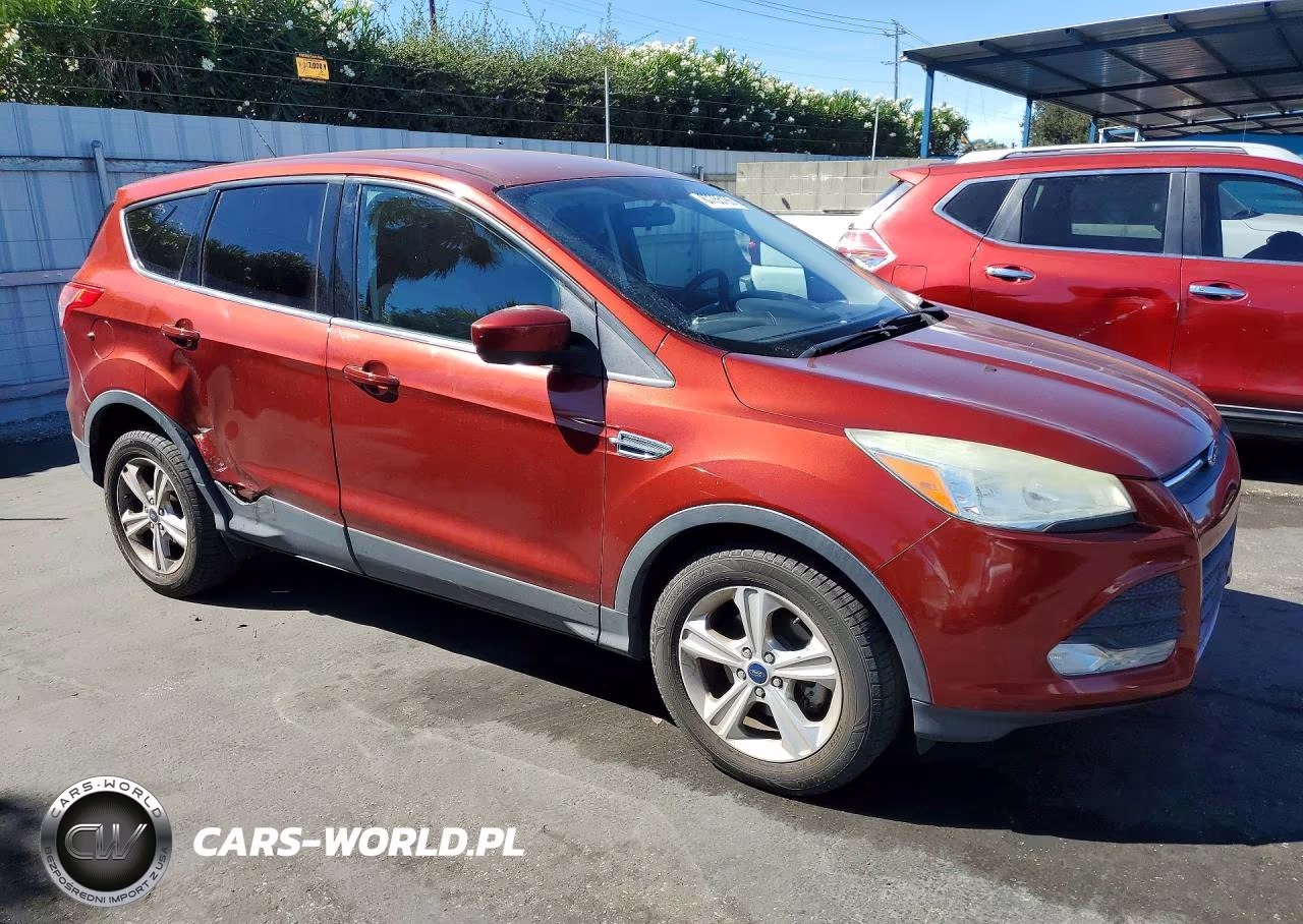 2015 Ford Escape Se VIN:1FMCU0G74FUC05564 - 4