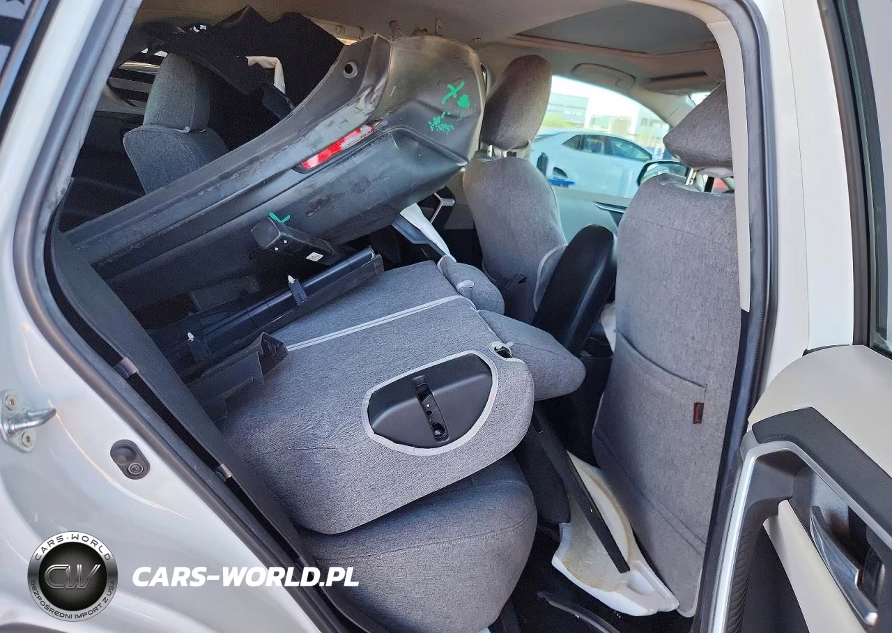 2021 Toyota Rav4 Xle VIN:2T3W1RFV6MC107717 - 11
