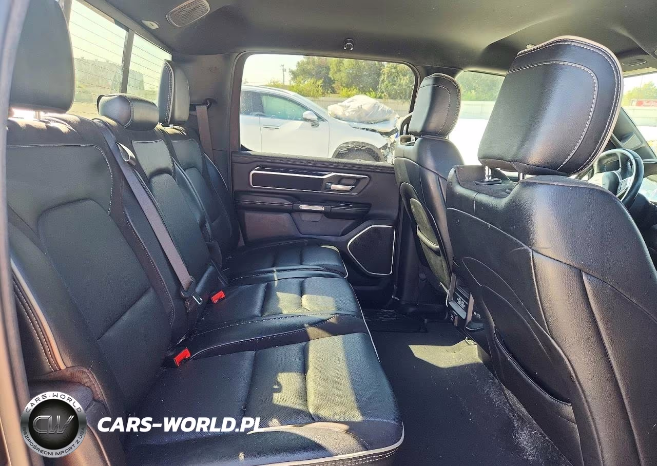 2021 Ram 1500 Laramie VIN:1C6RREJT9MN533158 - 10