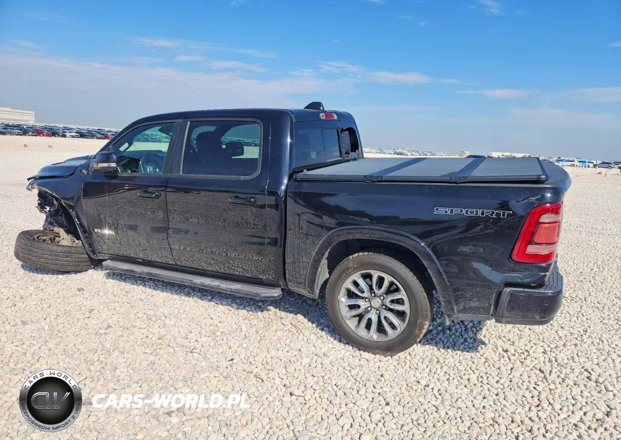 2021 Ram 1500 Laramie VIN:1C6RREJT9MN533158 - 2
