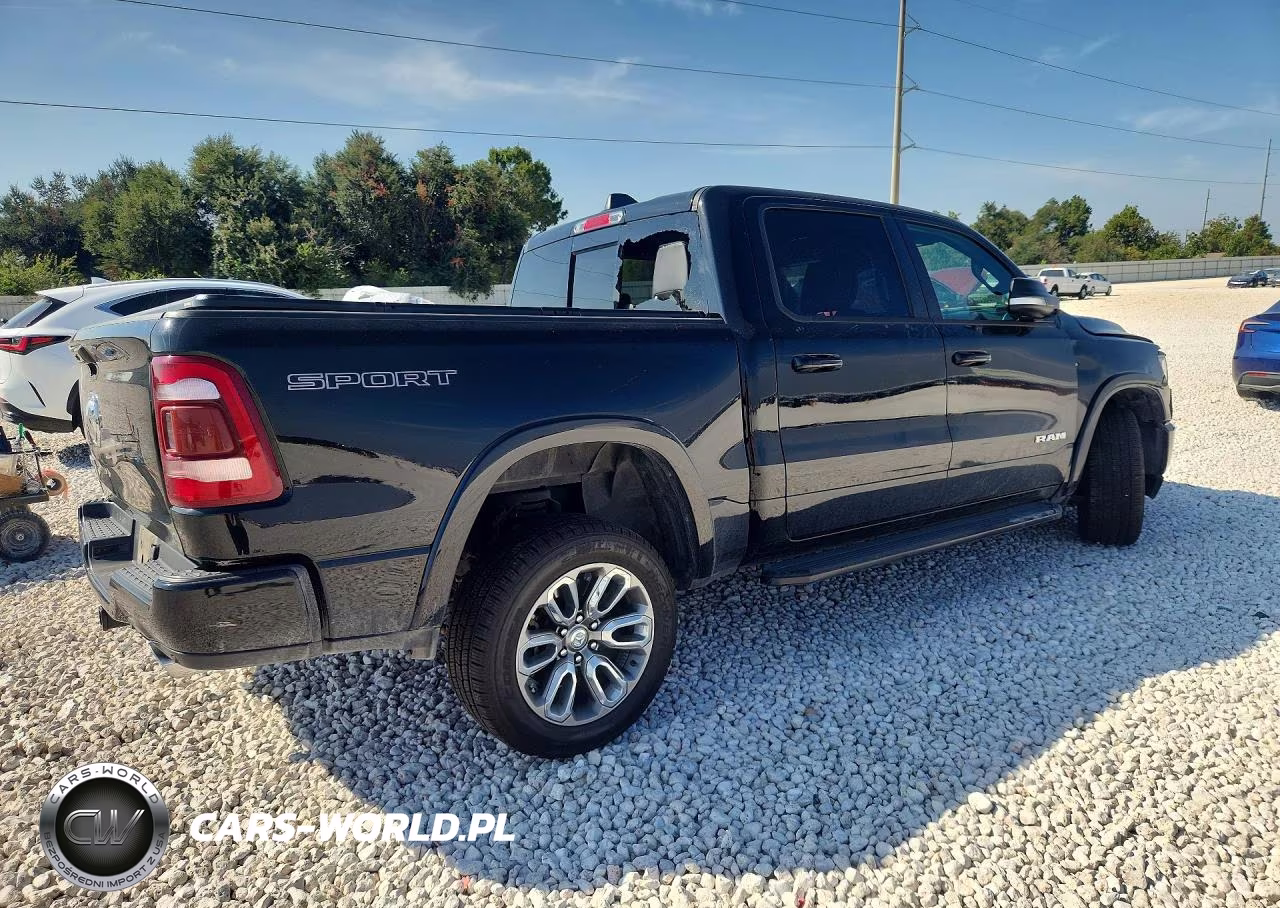 2021 Ram 1500 Laramie VIN:1C6RREJT9MN533158 - 3