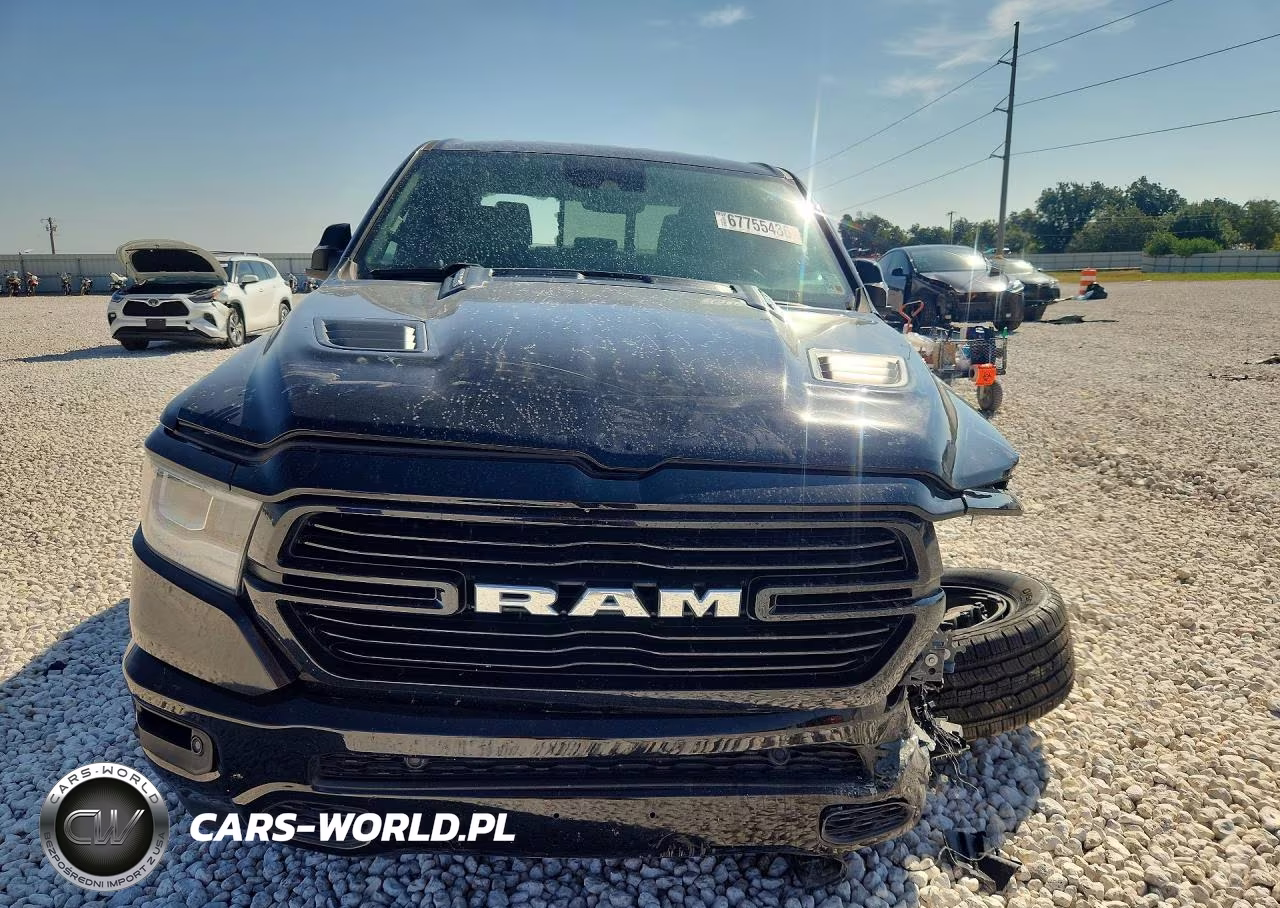 2021 Ram 1500 Laramie VIN:1C6RREJT9MN533158 - 5