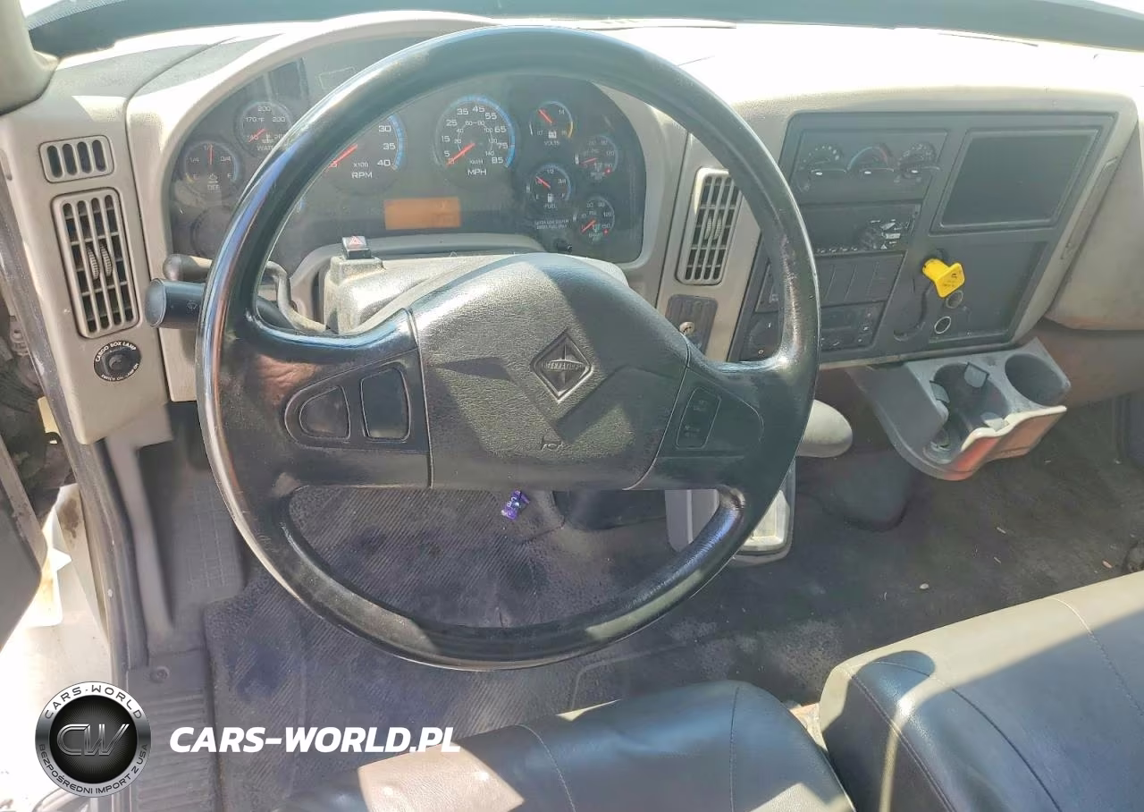 2017 International 4000 4300 - Refrigerated Box Truck VIN:1HTMMMMN8HH518926 - 8