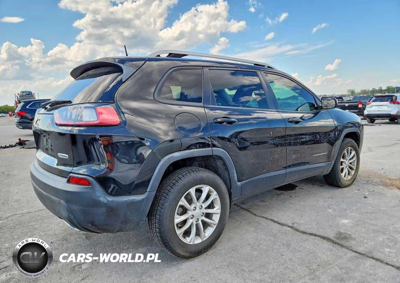 2020 Jeep Cherokee Latitude VIN:1C4PJMCX1LD638623 - 3