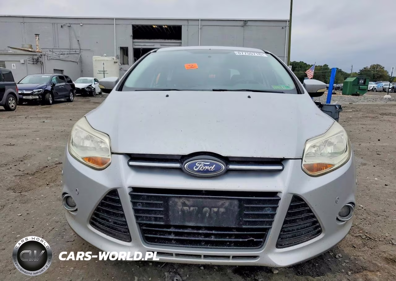 2013 Ford Focus Titanium VIN:1FADP3N20DL191681 - 5