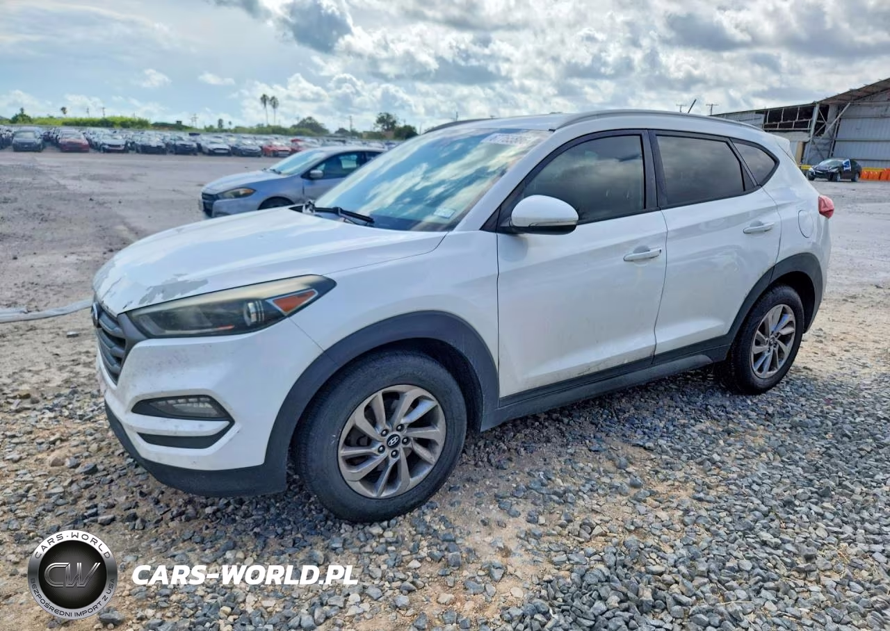2016 Hyundai Tucson Se VIN:KM8J33A4XGU055035 - 1