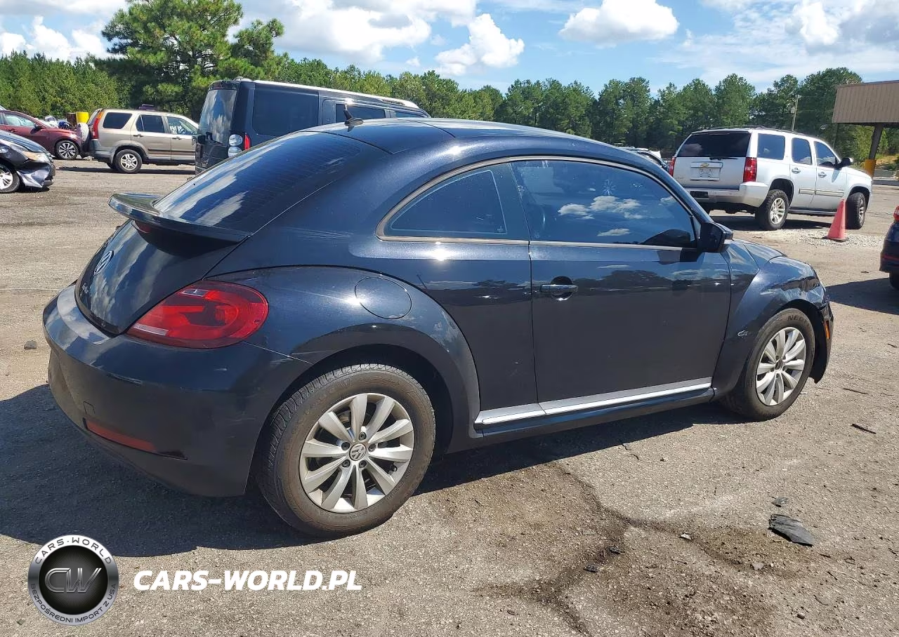 2019 Volkswagen Beetle S VIN:3VWFD7ATXKM707166 - 3