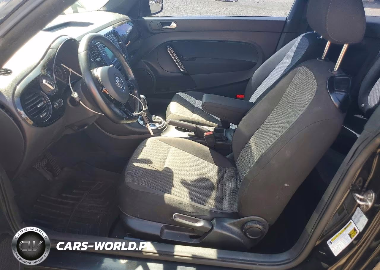 2019 Volkswagen Beetle S VIN:3VWFD7ATXKM707166 - 7