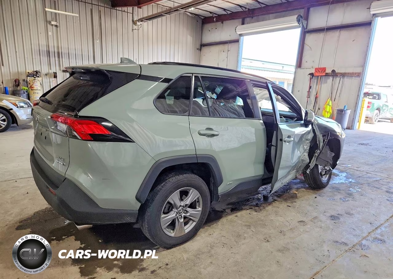 2022 Toyota Rav4 Xle VIN:4T3RWRFVXNU062652 - 3