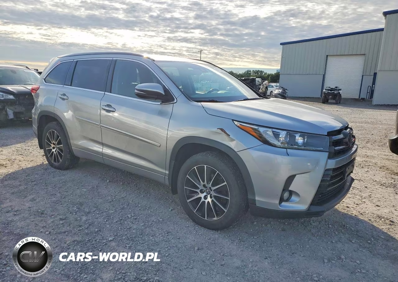 2017 Toyota Highlander Se VIN:5TDJZRFHXHS470783 - 4