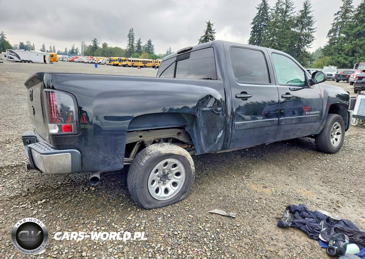2008 Chevrolet Silverado K1500 VIN:3GCEK13J08G262084 - 3