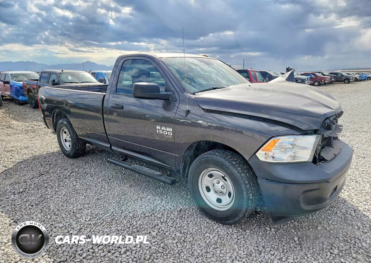2023 Ram 1500 Classic Tradesman VIN:3C6JR6DG2PG640342 - 4