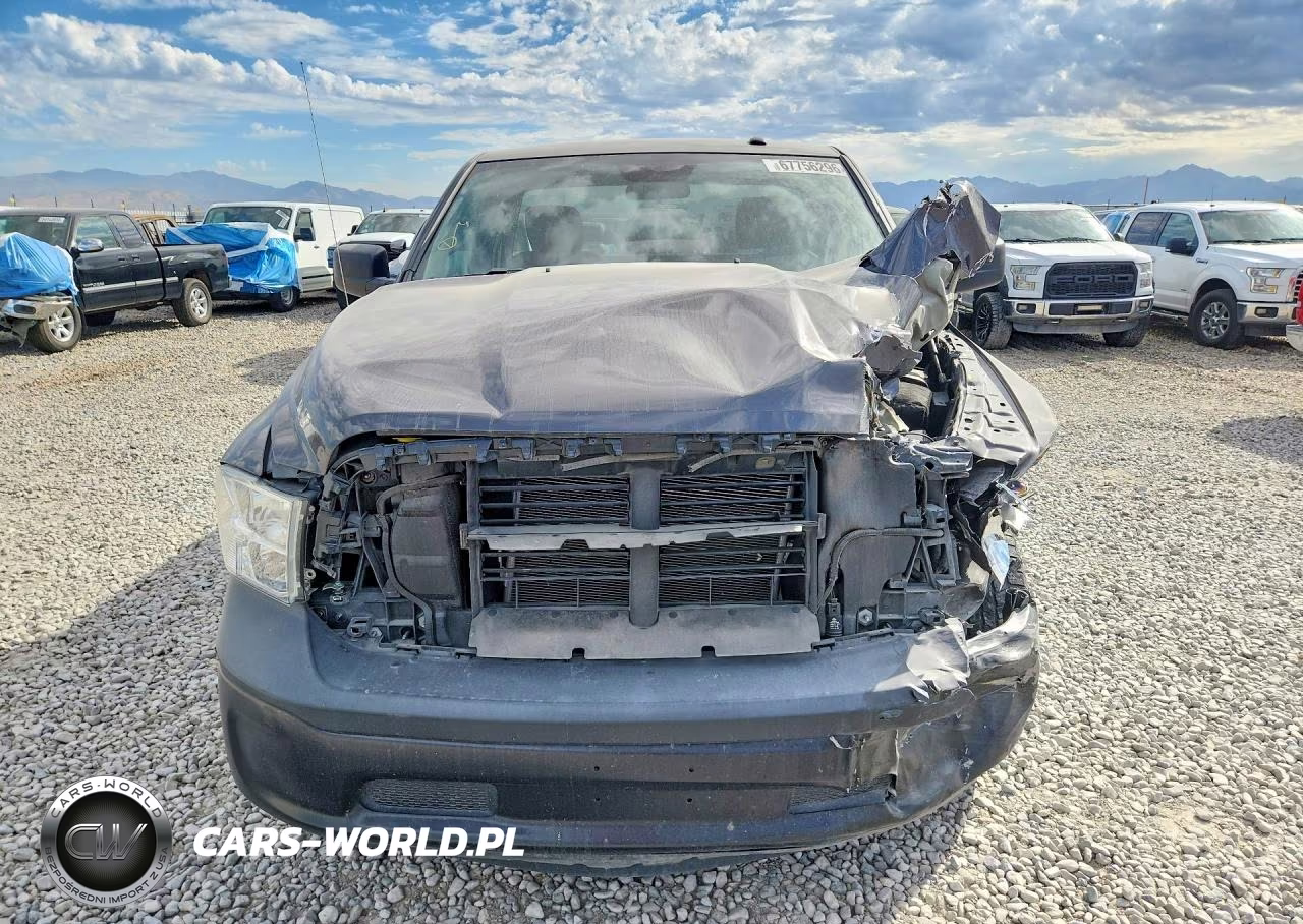 2023 Ram 1500 Classic Tradesman VIN:3C6JR6DG2PG640342 - 5