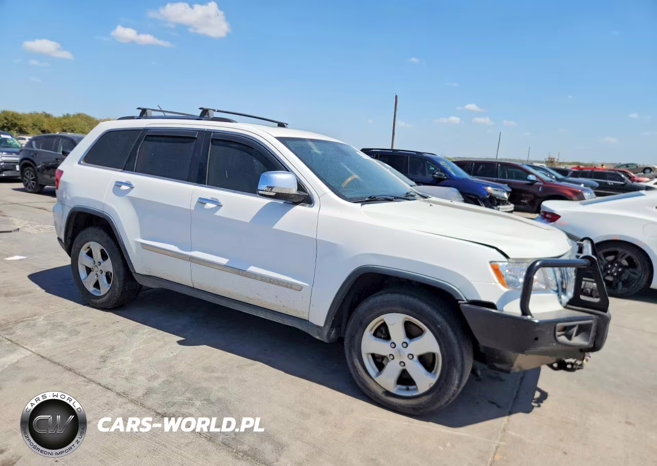 2013 Jeep Grand Cherokee Overland VIN:1C4RJFCT9DC585842 - 4