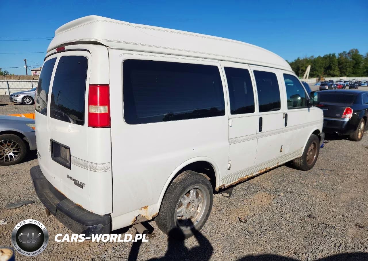 2004 Chev Express VIN:1GBFH15T031196181 - 3