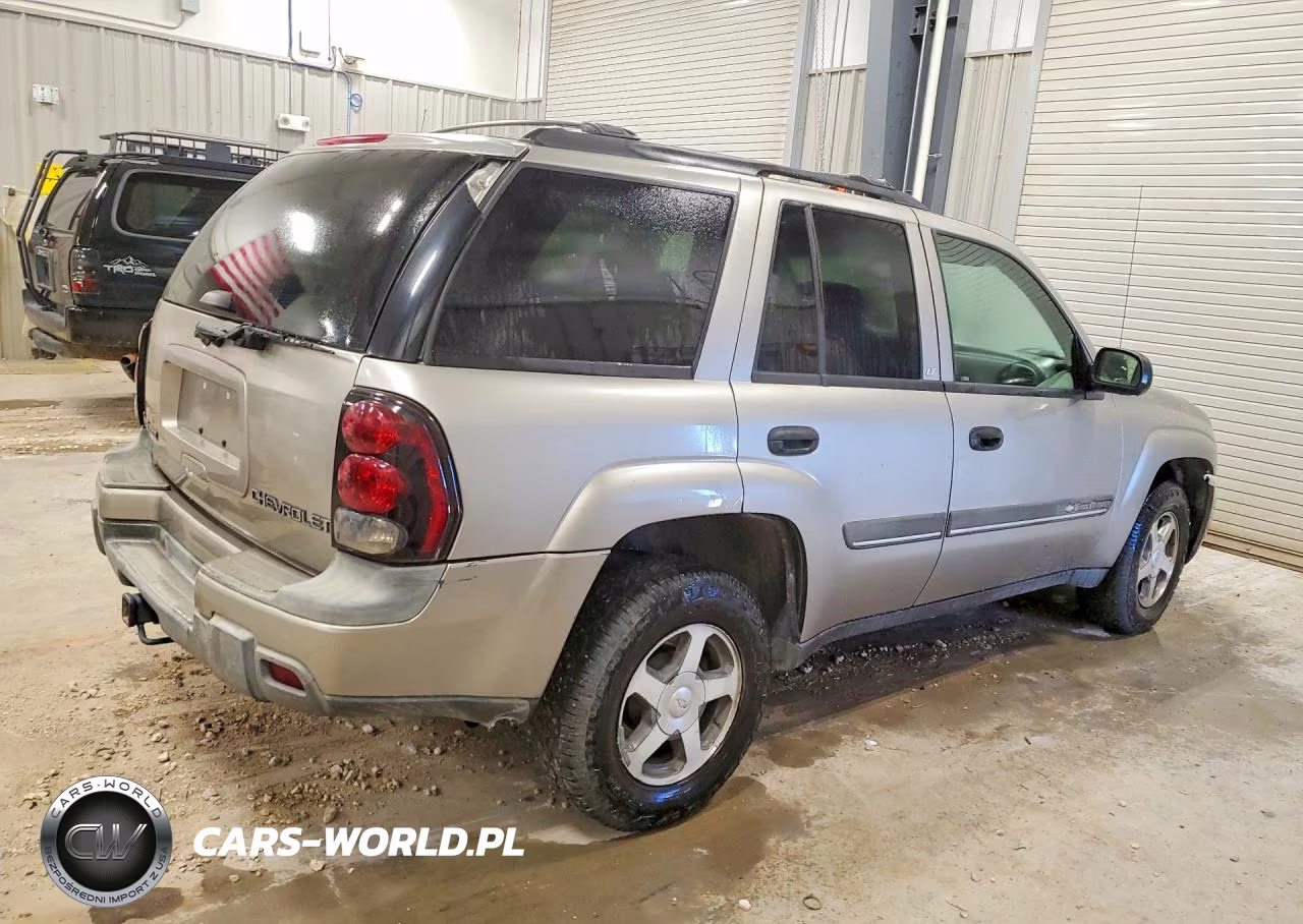 2002 Chevrolet Trail Blazer VIN:1GNDT13S422144886 - 3