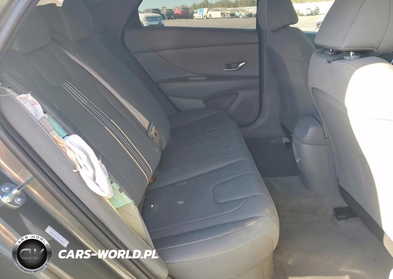 2026 Hyundai Elantra Hybrid Blue VIN:KMHLM4DJ3TU185164 - 10