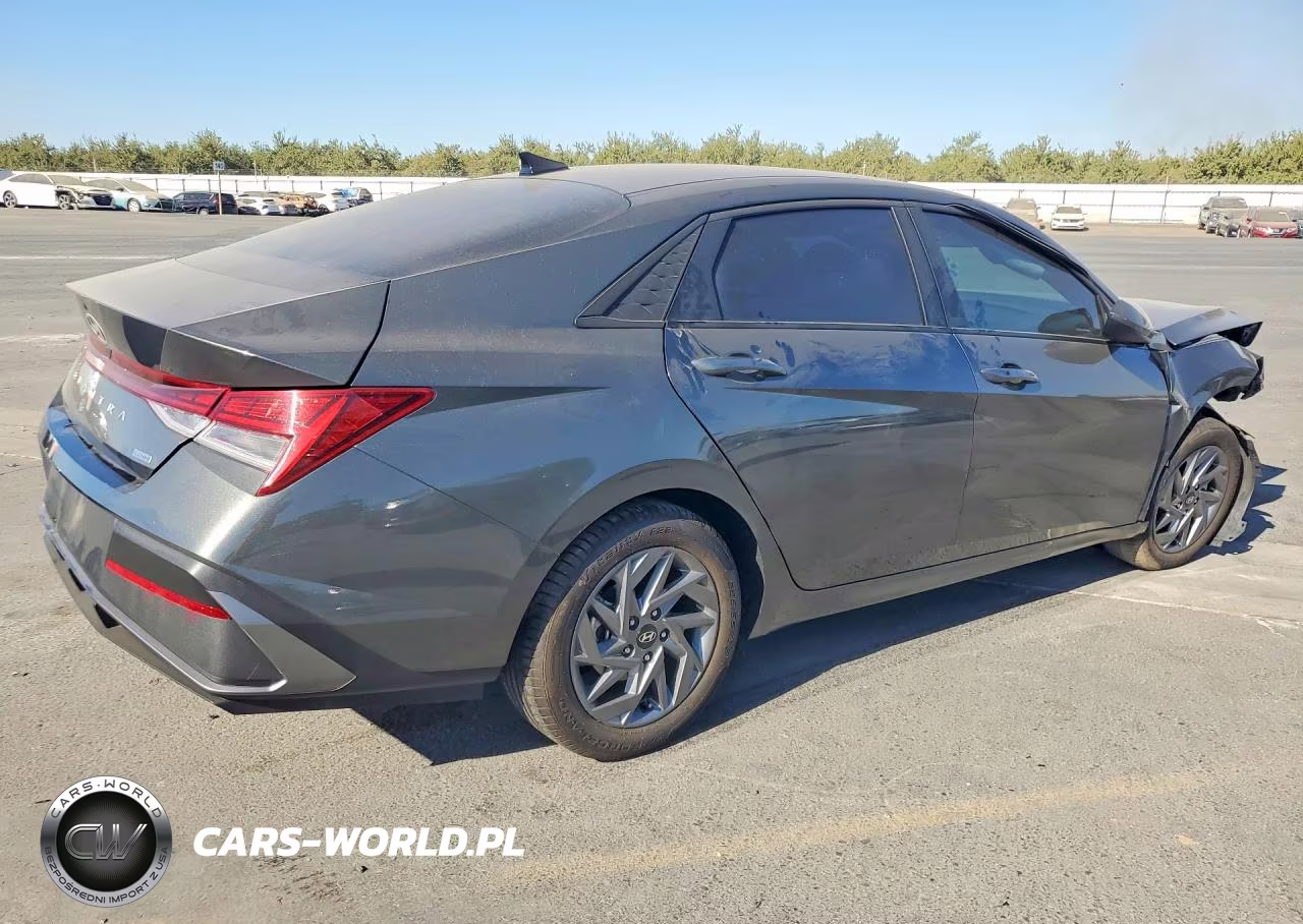 2026 Hyundai Elantra Hybrid Blue VIN:KMHLM4DJ3TU185164 - 3
