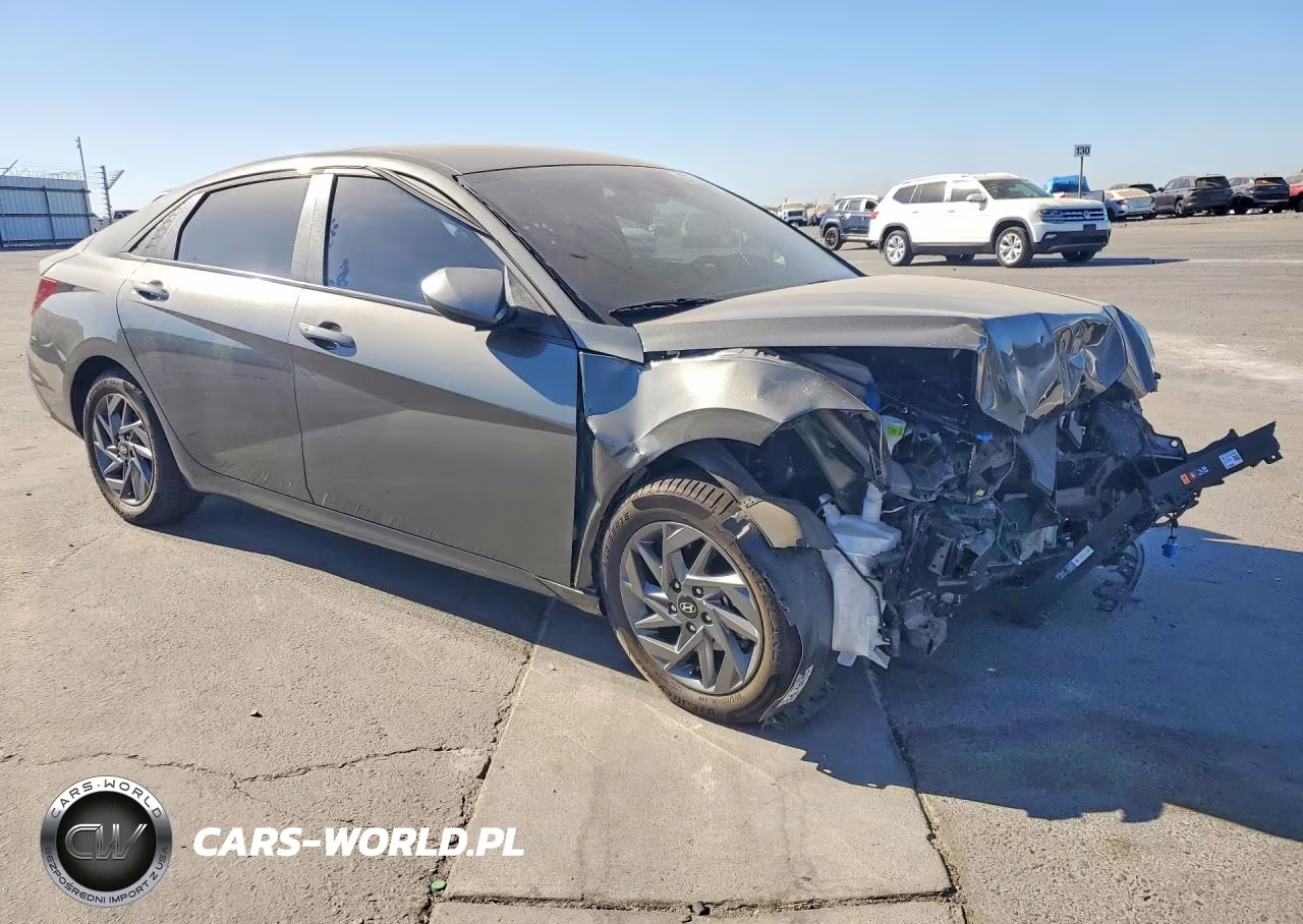 2026 Hyundai Elantra Hybrid Blue VIN:KMHLM4DJ3TU185164 - 4