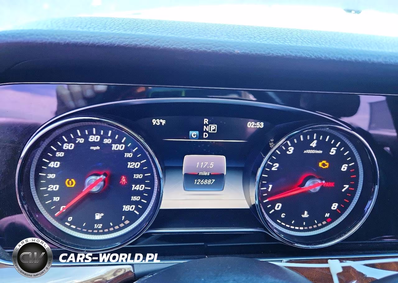 2017 Mercedes-Benz E 300 4Matic VIN:WDDZF4KB4HA087411 - 9