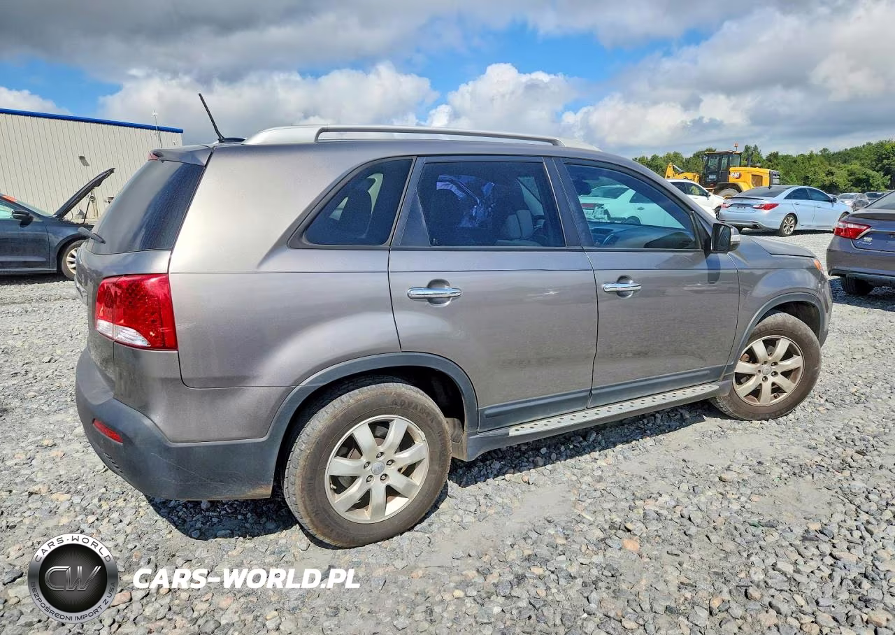 2012 Kia Sorento Lx VIN:5XYKT4A6XCG264514 - 3