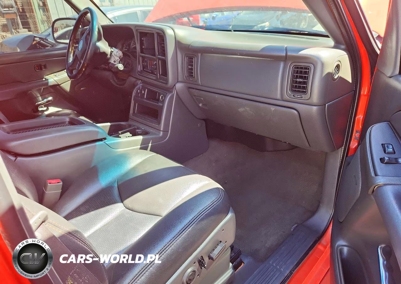 2005 Chevrolet Silverado C1500 VIN:1GCEC14T85Z163988 - 8