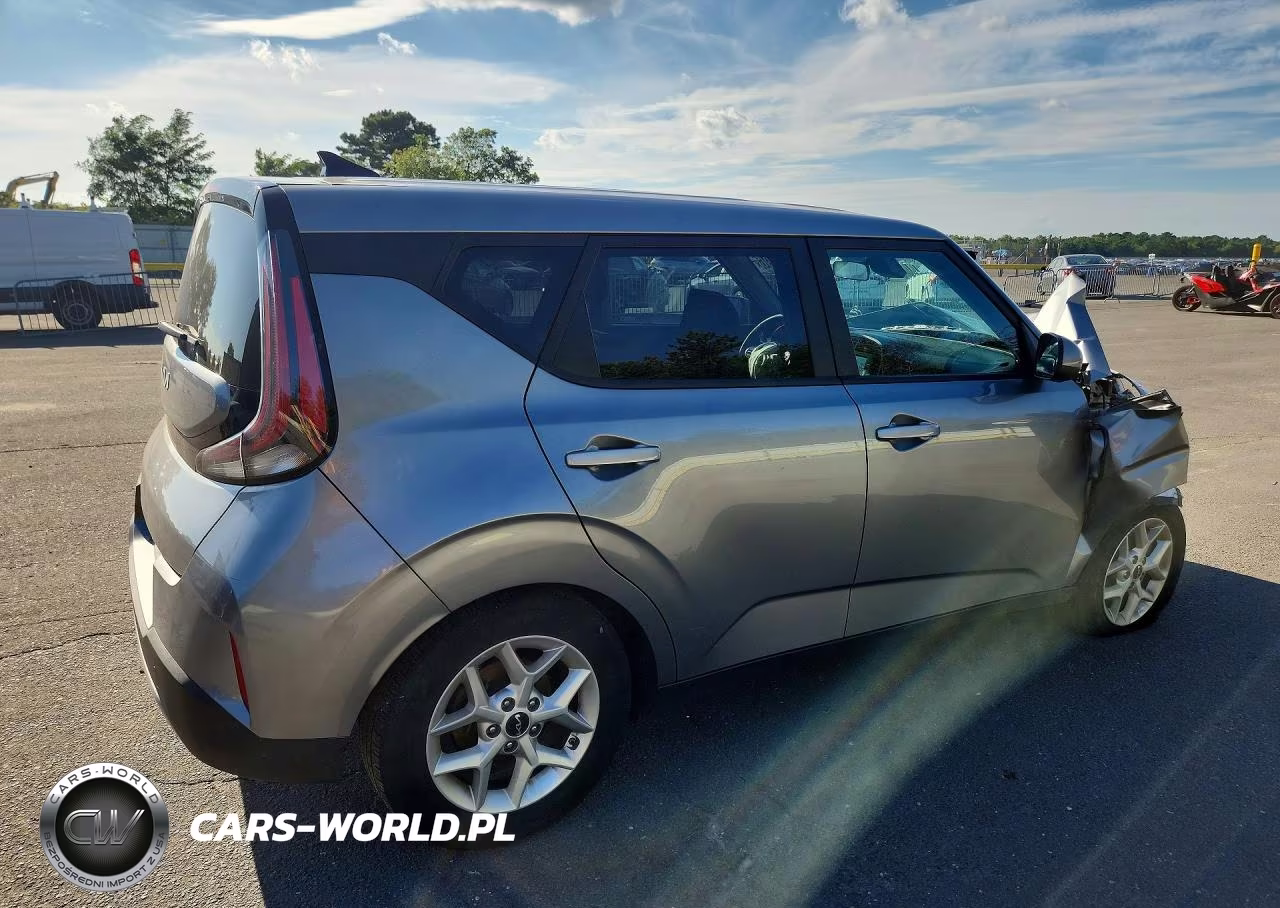 2025 Kia Soul Lx VIN:KNDJ23AU8S7937142 - 3