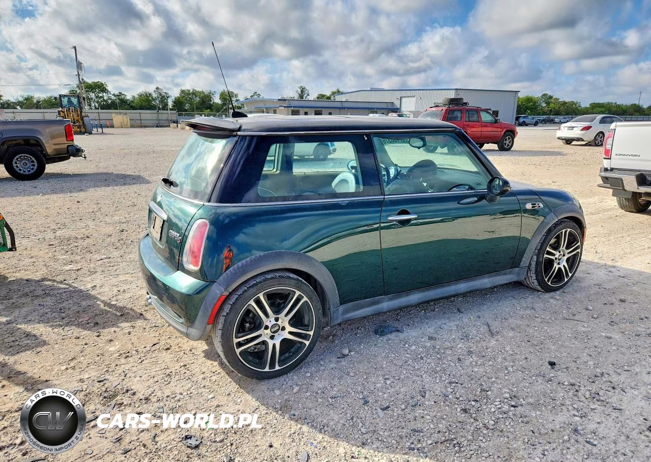 2006 Mini Cooper S VIN:WMWRE33506TJ36960 - 3